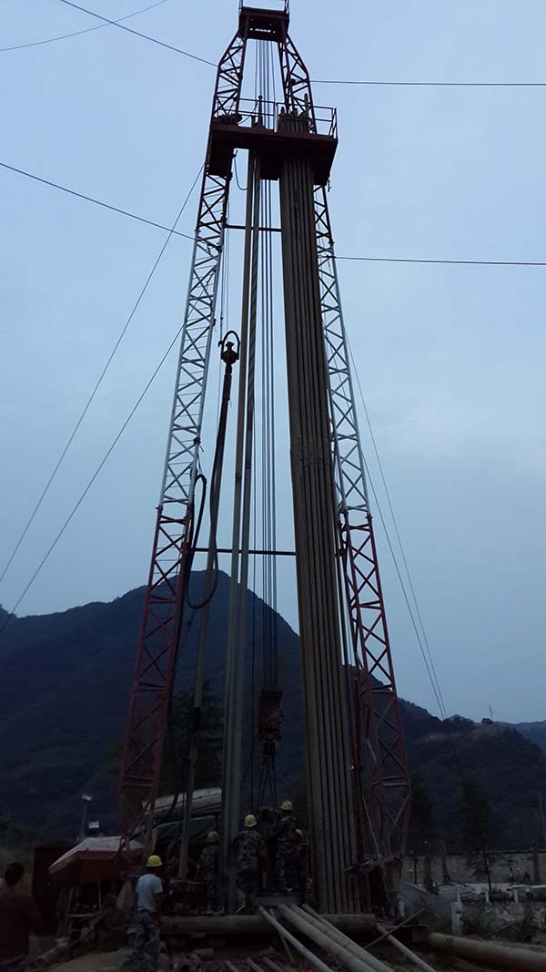 云南地热钻井施工团队谈谈地热能的特点